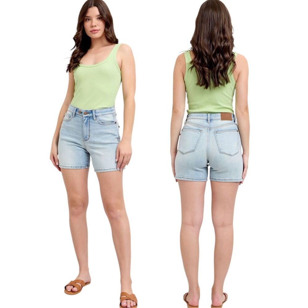 Judy Blue 2 Button High Rise Denim Shorts Light Wash Stretch Jean Shorts NWT - Picture 5 of 10